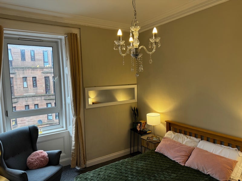 Room Marwick Street in Glasgow