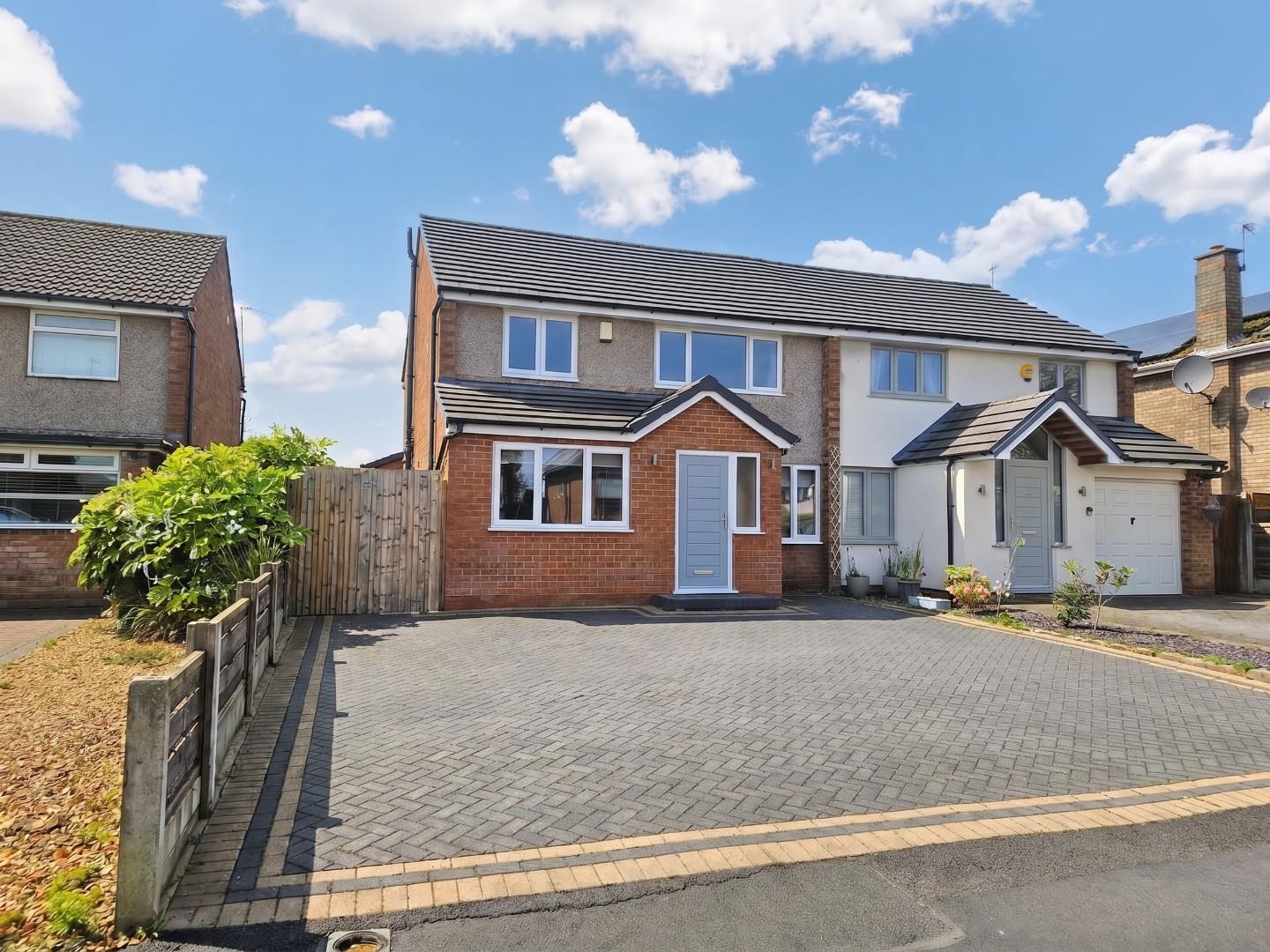 House Briony Avenue in Trafford