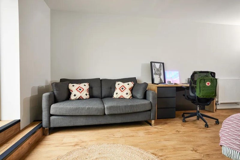Room Portland Crescent in Leeds