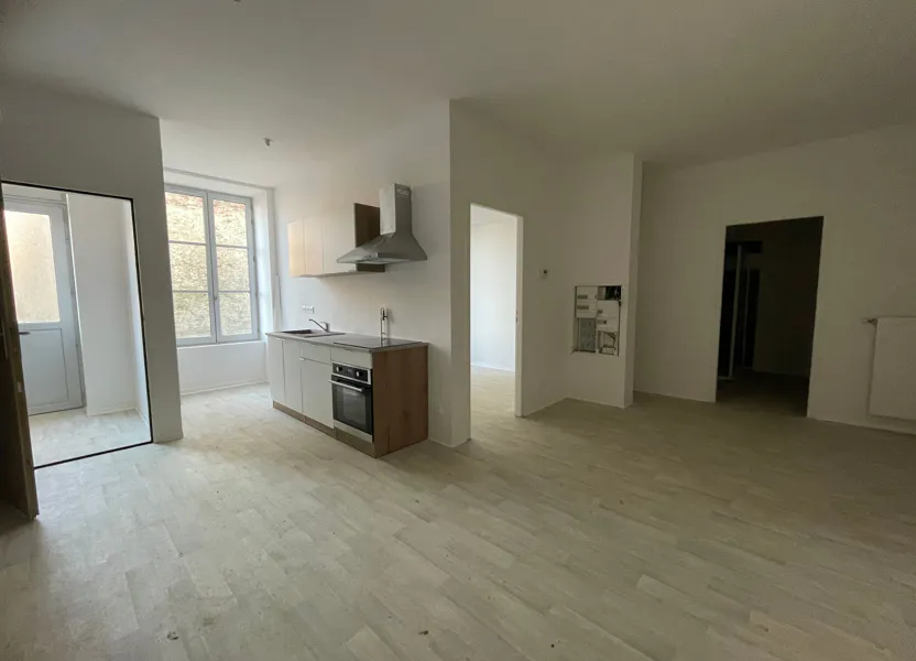 Flat Place du Père Marquette in Laon