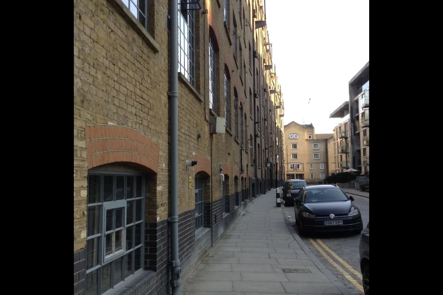 Flat Gower's Walk in Greater London