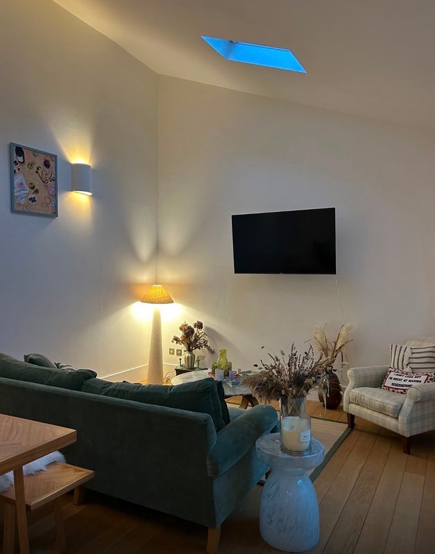 Room Prince's Yard in Greater London
