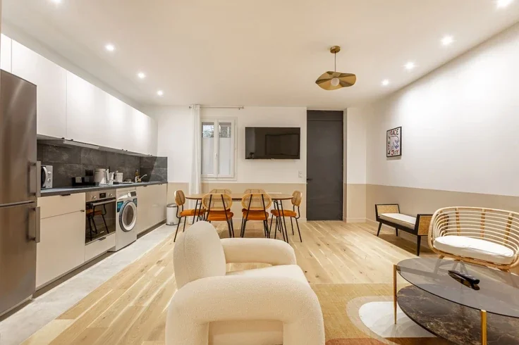 Appartement Avenue Jean Jaurès à Paris