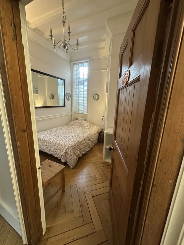 Room Breakspear Mews in Greater London