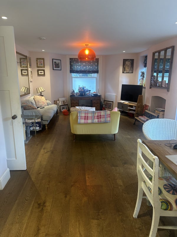 Room Breakspear Mews in Greater London