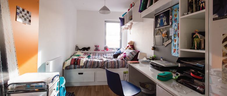 Room Newcomen Street in Greater London