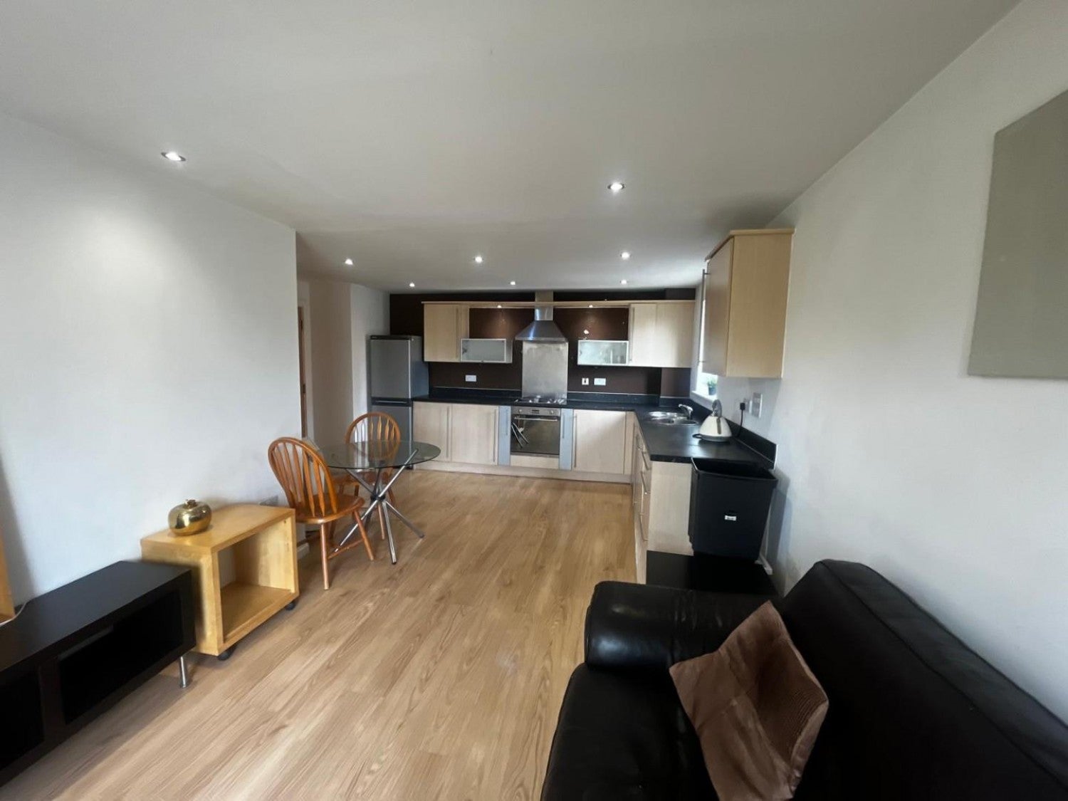 Flat Elmira Way in Salford