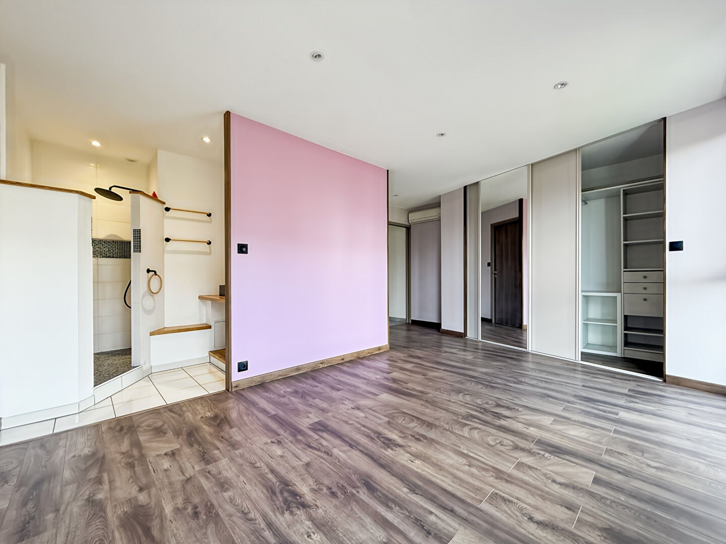Flat Rue des Cépages in Mérignac