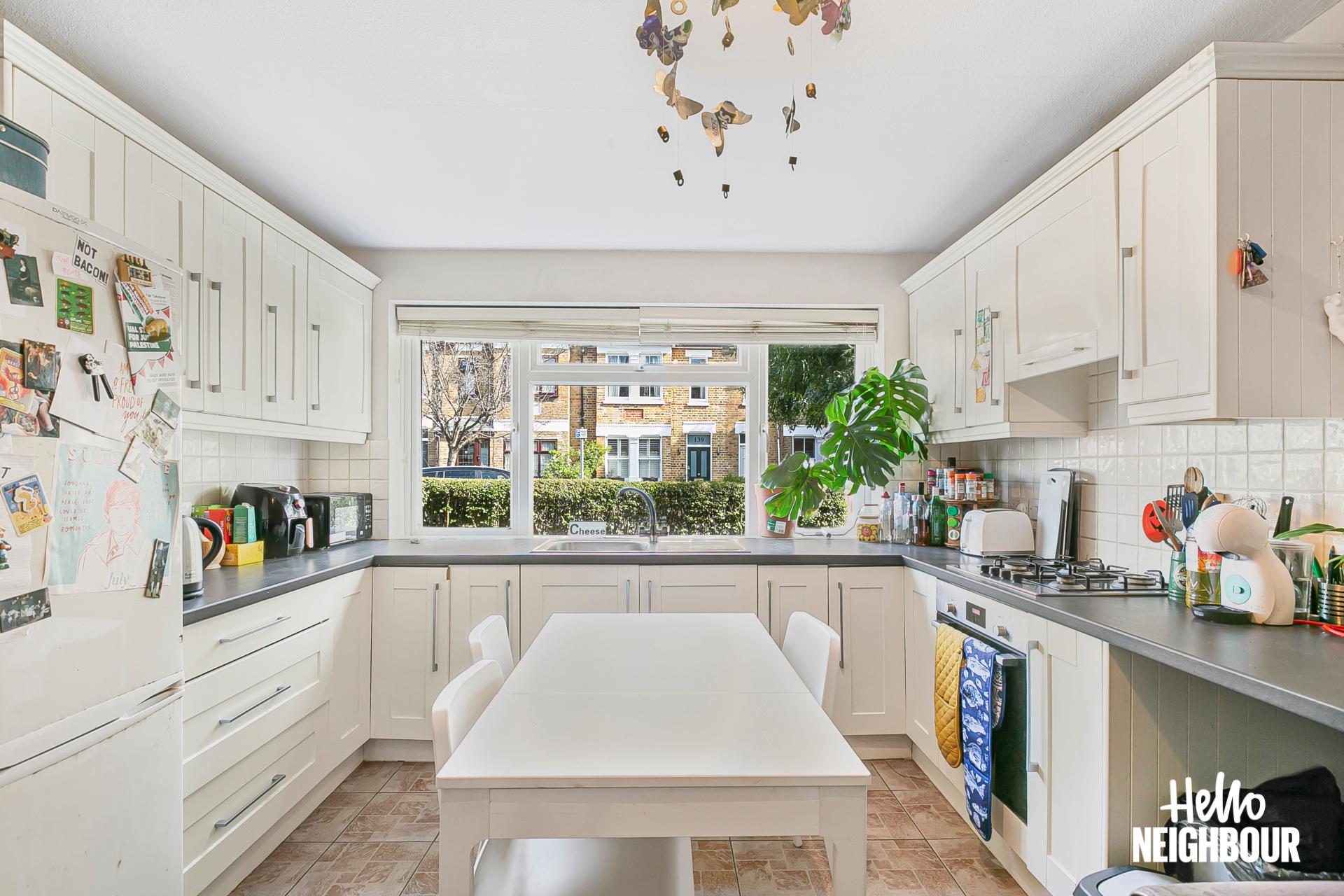 Flat Florence Road in Greater London