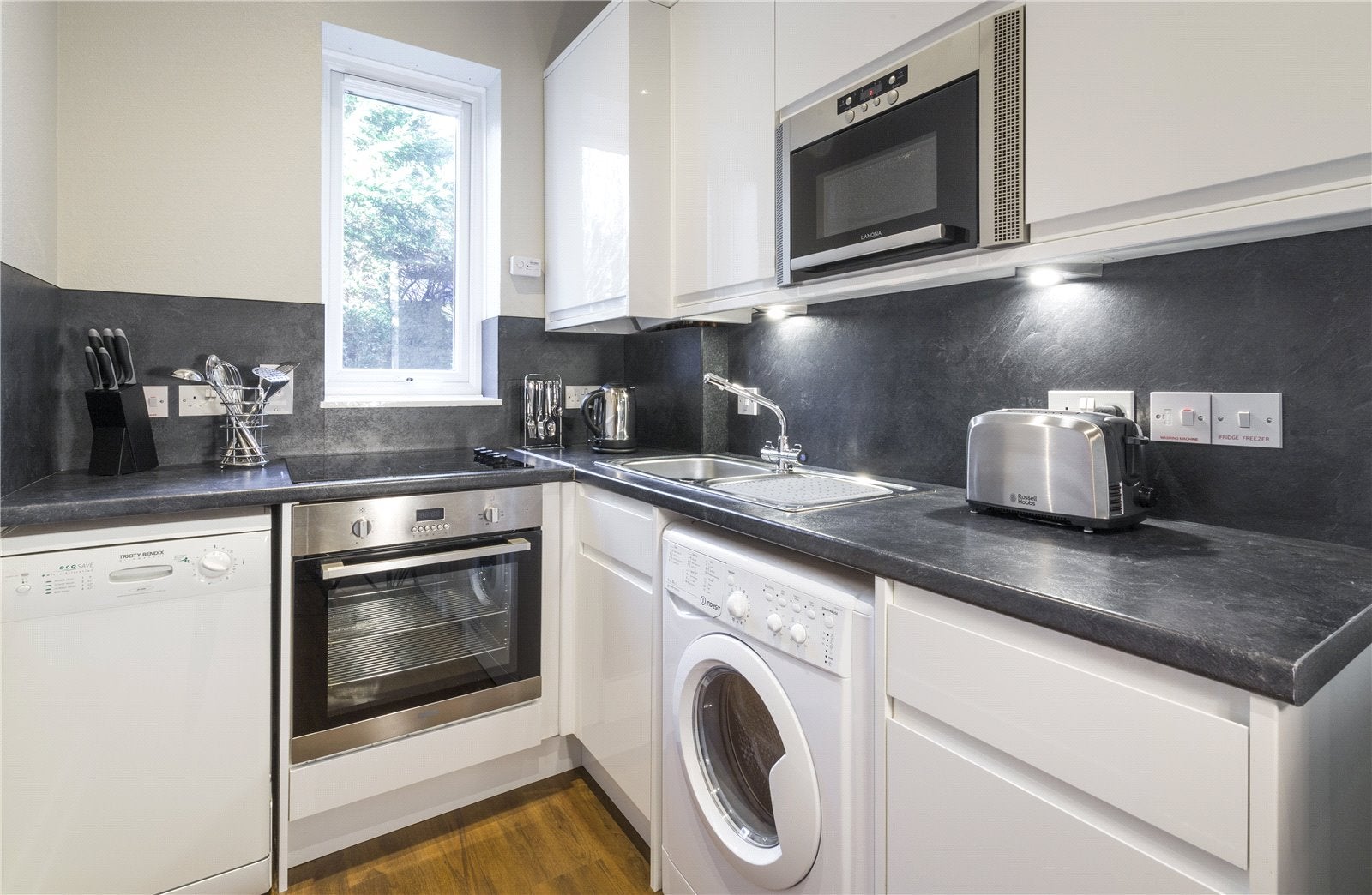 Flat Grosvenor Place in Aberdeen City