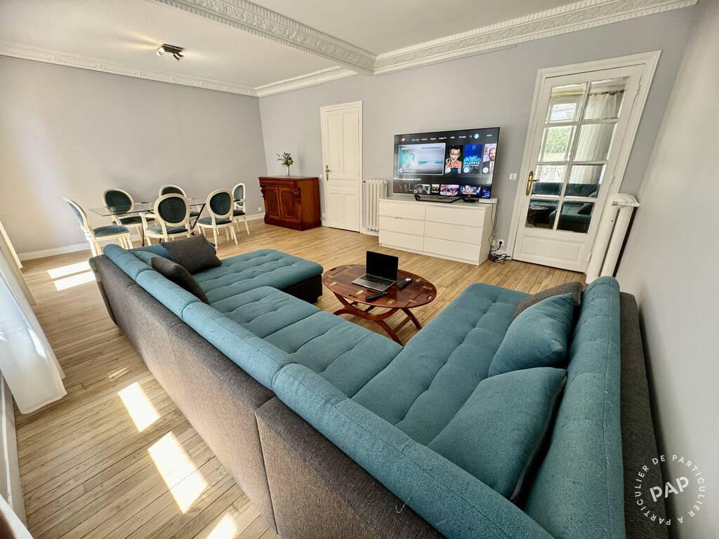 Appartement Place du Maréchal de Lattre de Tassigny à Paris
