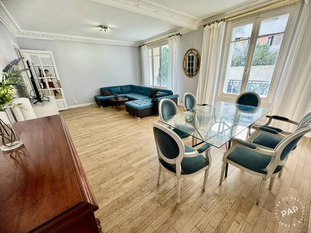 Appartement Place du Maréchal de Lattre de Tassigny à Paris