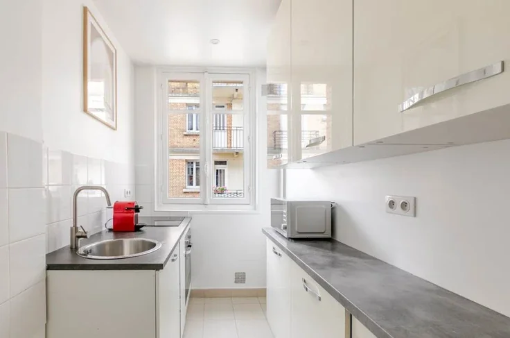 Flat Rue des Dames Augustines in Neuilly-sur-Seine