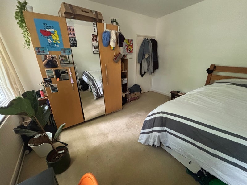 Room Marquess Road in Greater London