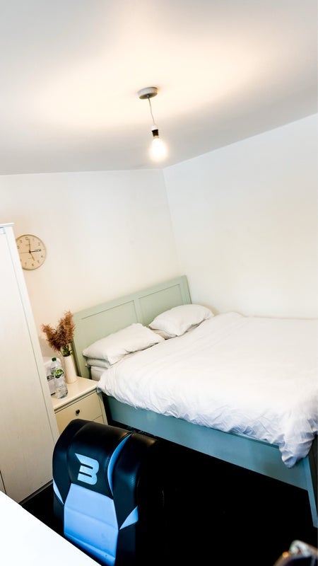 Room Brunswick Quay in Greater London