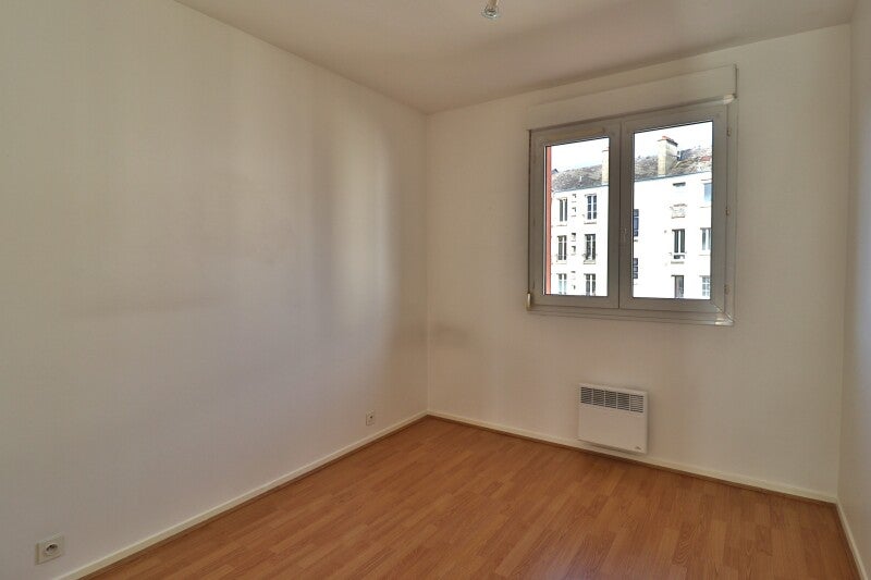 Appartement Rue Louis Ulbach à Troyes