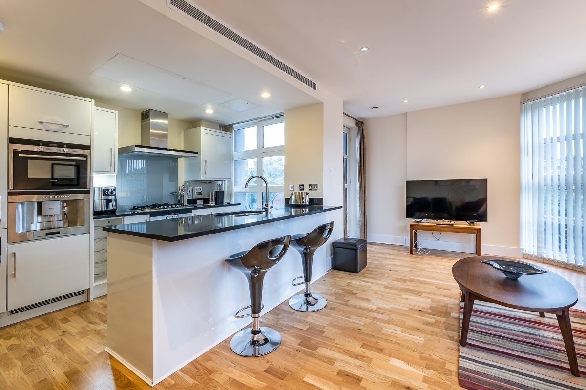 Flat Garden Terrace in City of Westminster