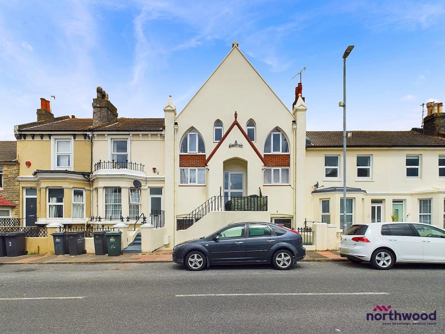 Flat Beamsley Road in Eastbourne