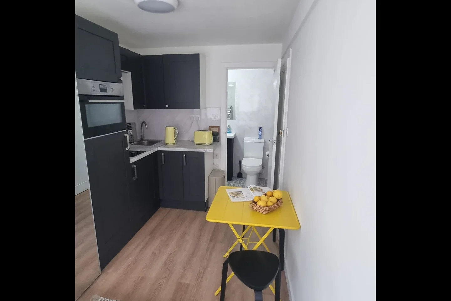 Flat Eskdale Close in Greater London