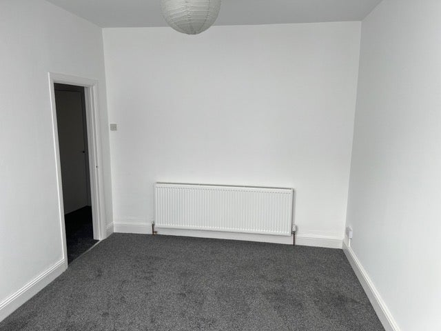 Flat Westminster Drive in Southend-on-Sea