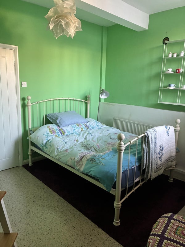 Room Milborne Street in Greater London