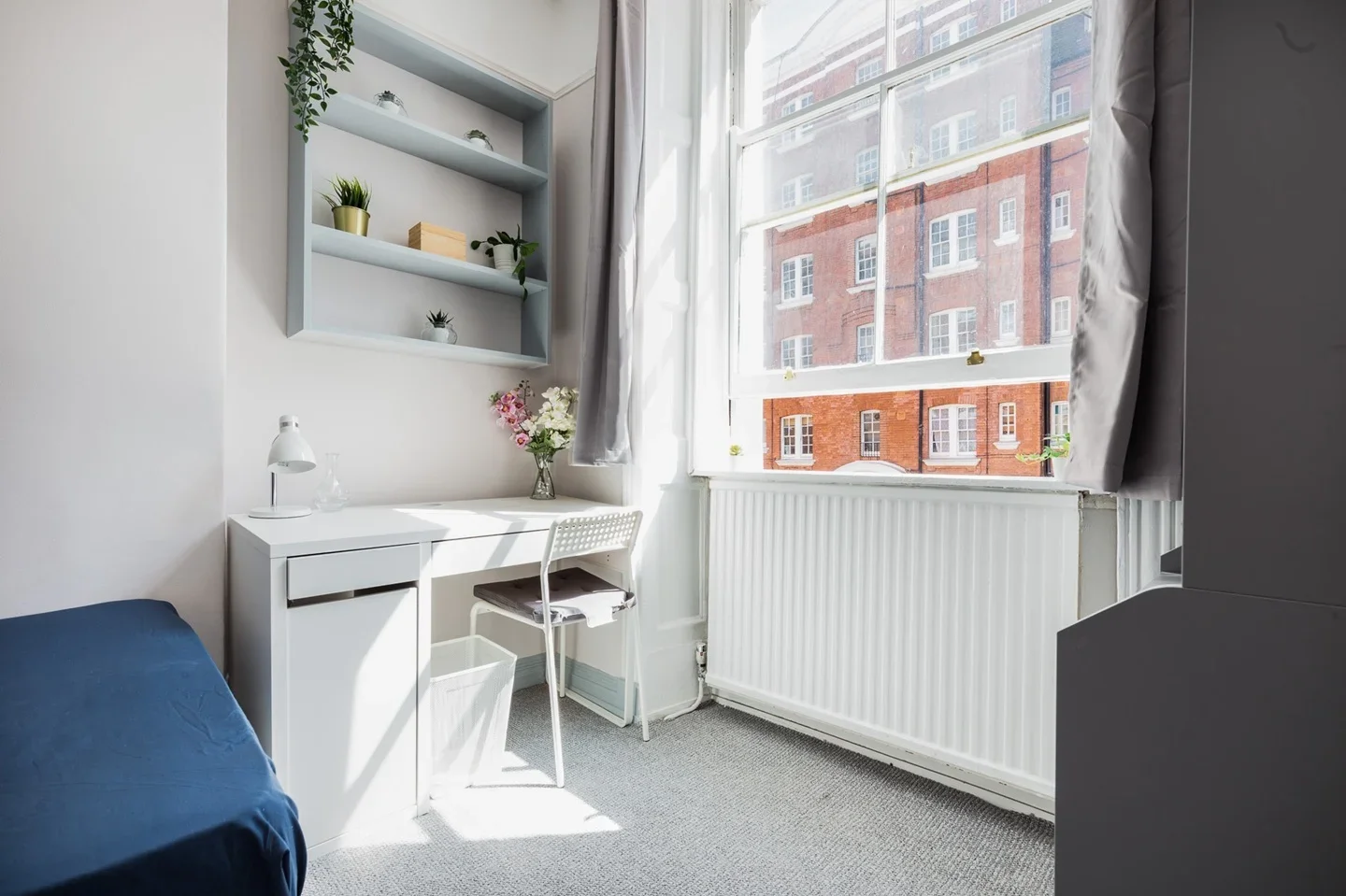 Flat Tavistock Place in Greater London