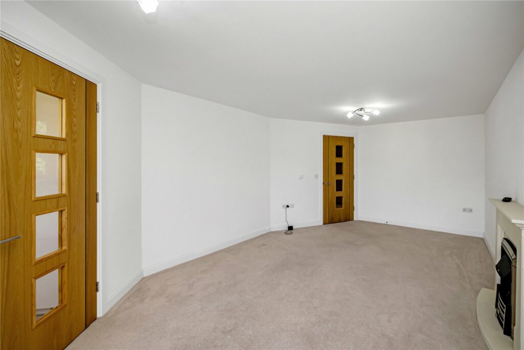 Flat Winchester Road in Basingstoke and Deane