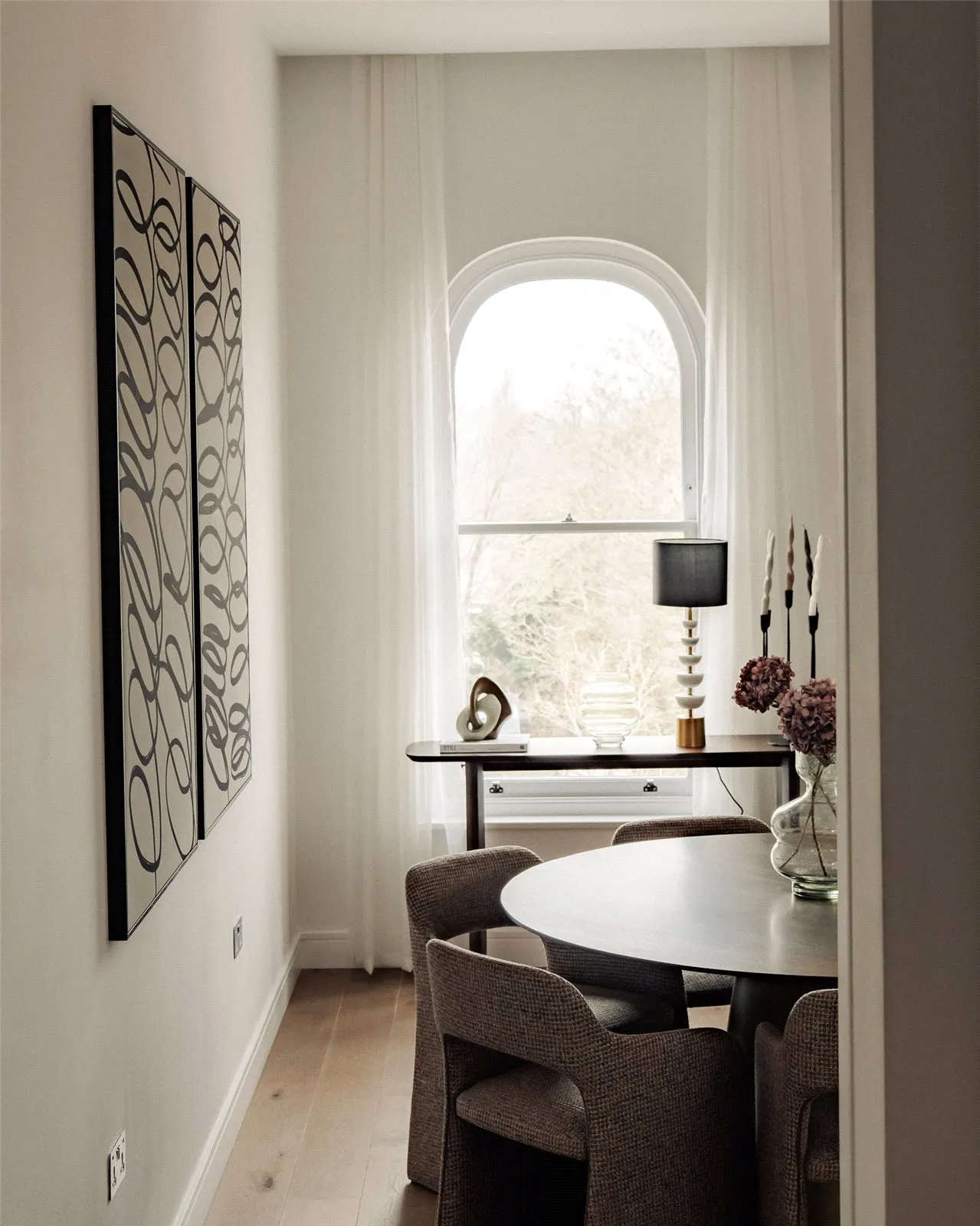 Flat Bayswater Road in Greater London