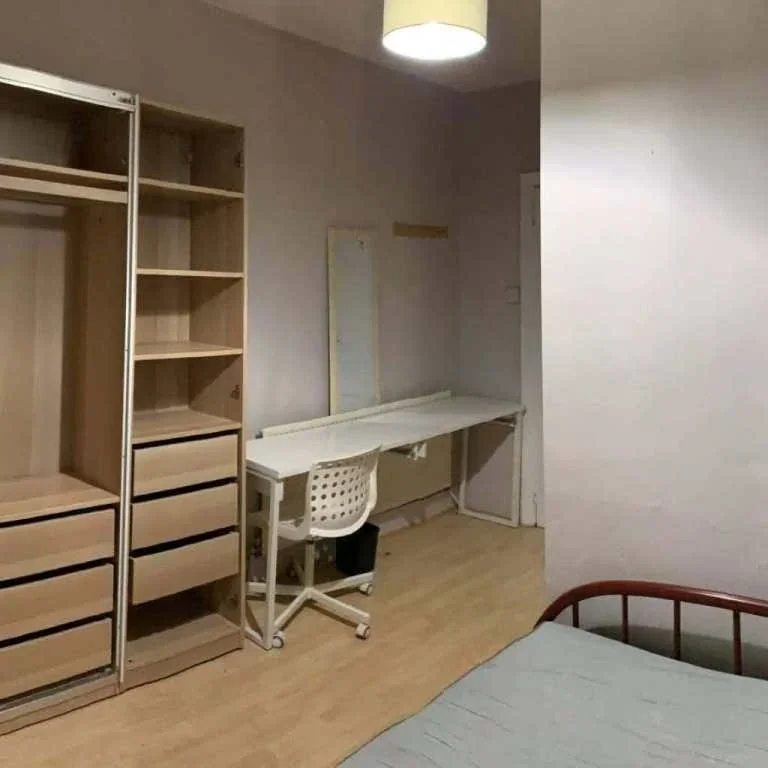 Room Harringay Road in Greater London