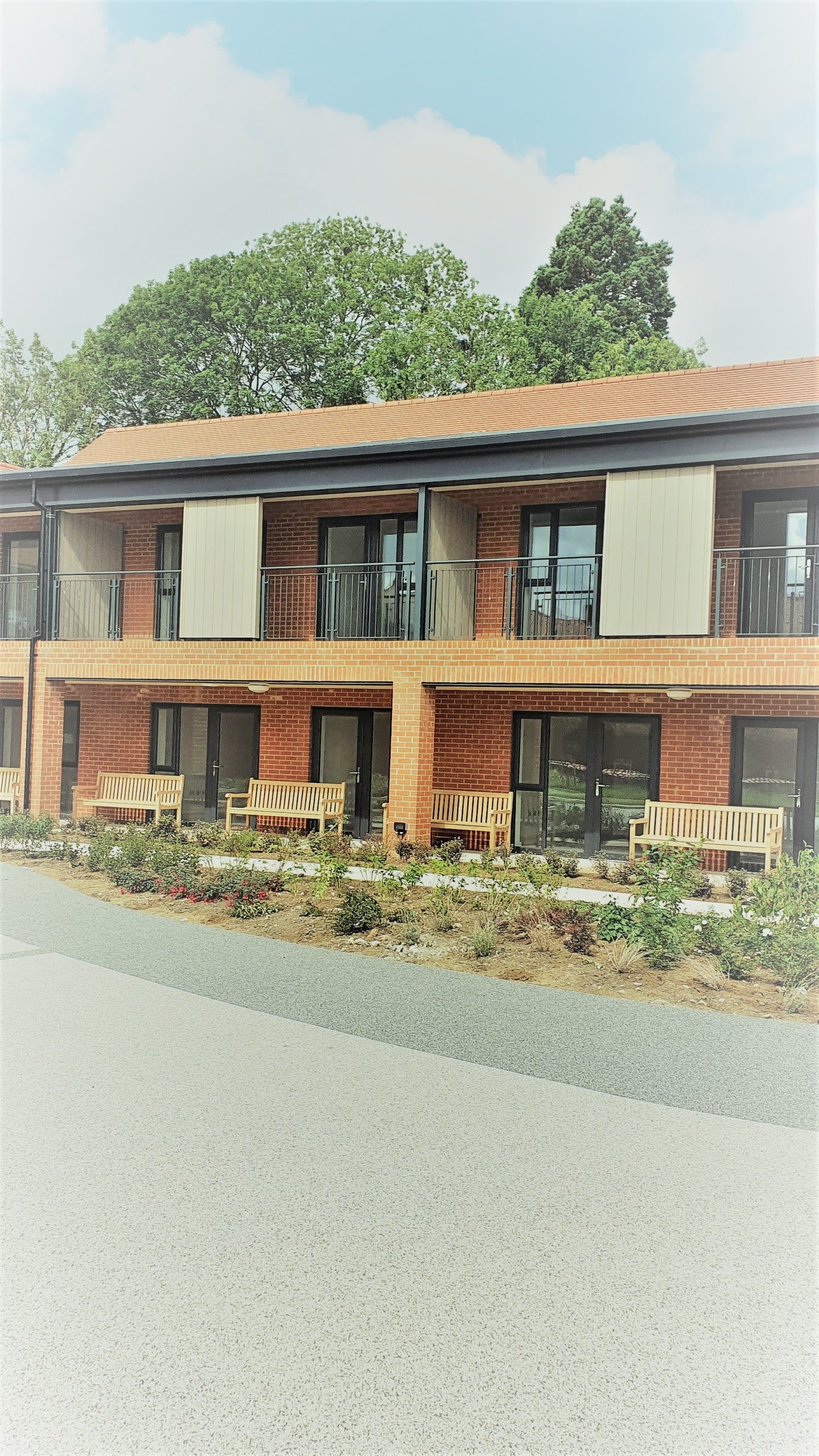 Flat Alderbed Close in Ashford