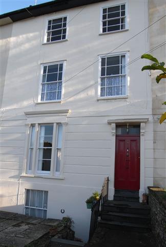 Flat Southfield Road in Bristol