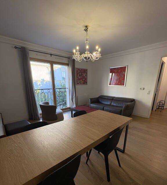 Flat Quai d'Issy-les-Moulineaux in Paris