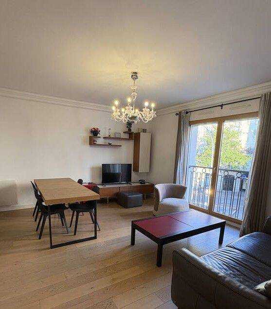 Flat Quai d'Issy-les-Moulineaux in Paris