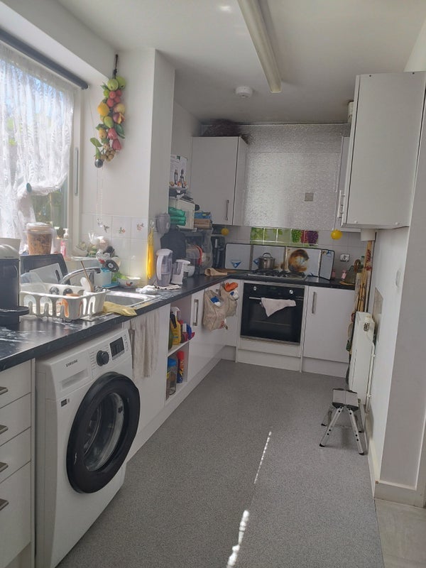 Room Lea Bridge Road in Greater London