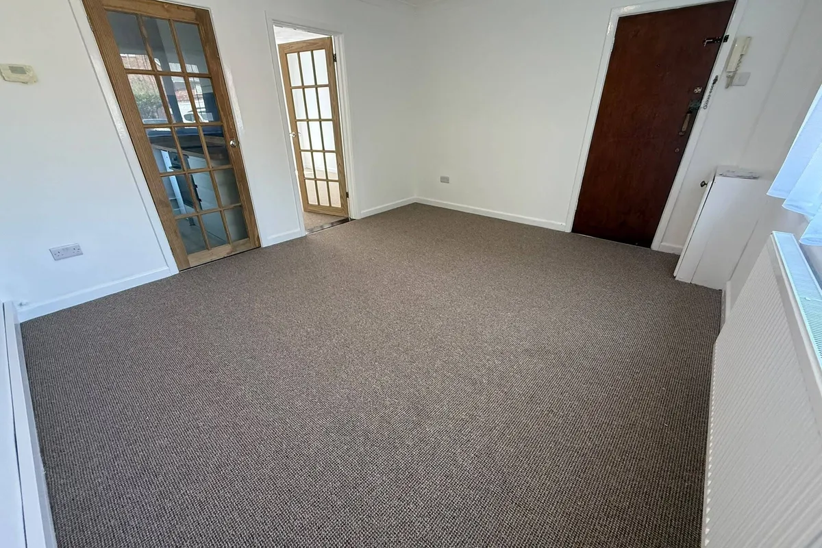 Flat Elson Lane in Gosport