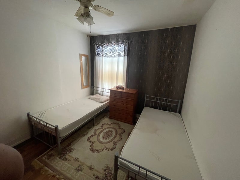 Room Essex Road in Greater London