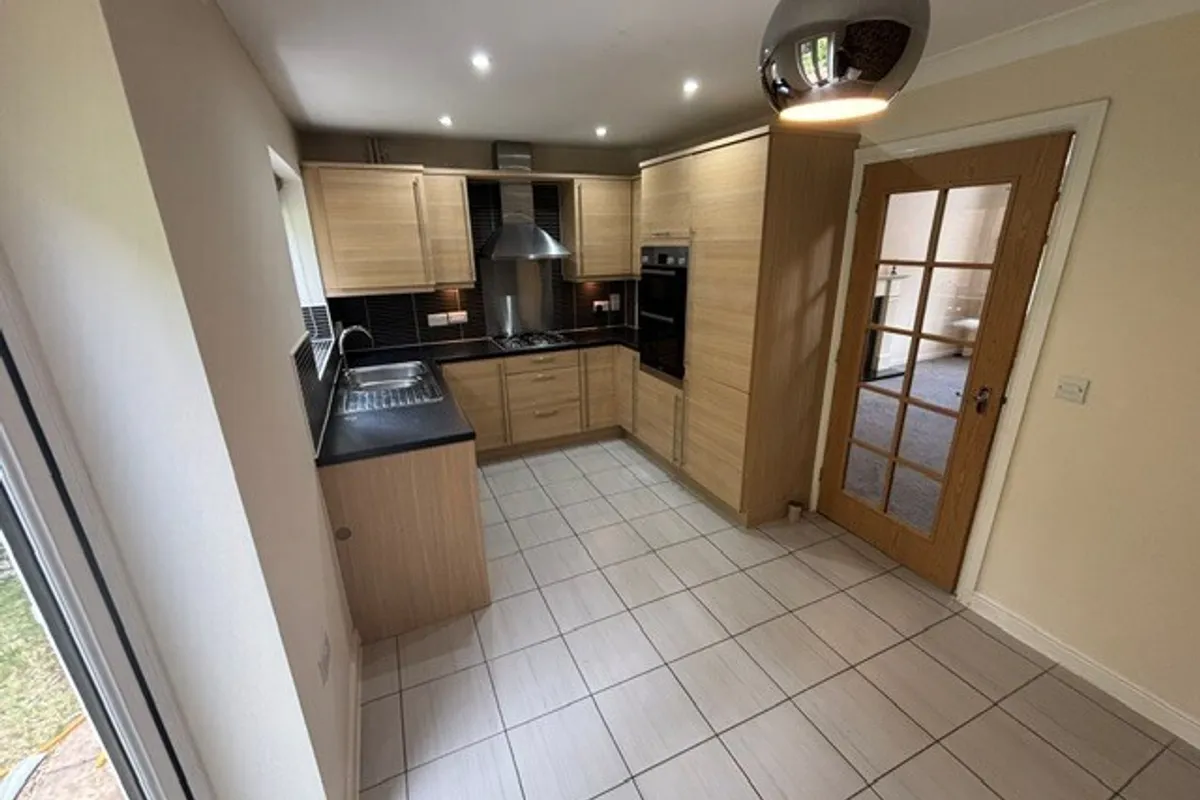 House Fieldfare Close in Nottingham