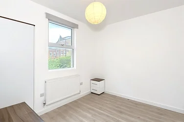 Room Fransfield Grove in Greater London