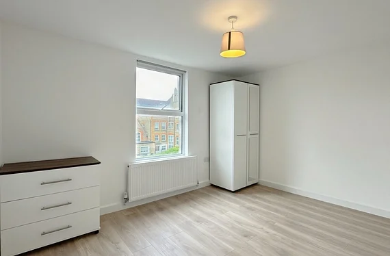 Room Fransfield Grove in Greater London