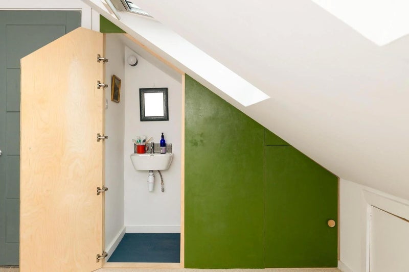 Room Westminster Road in Bristol