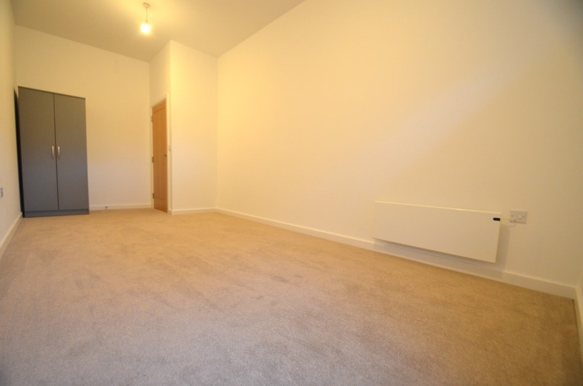 Flat New Road in Borough of Runnymede