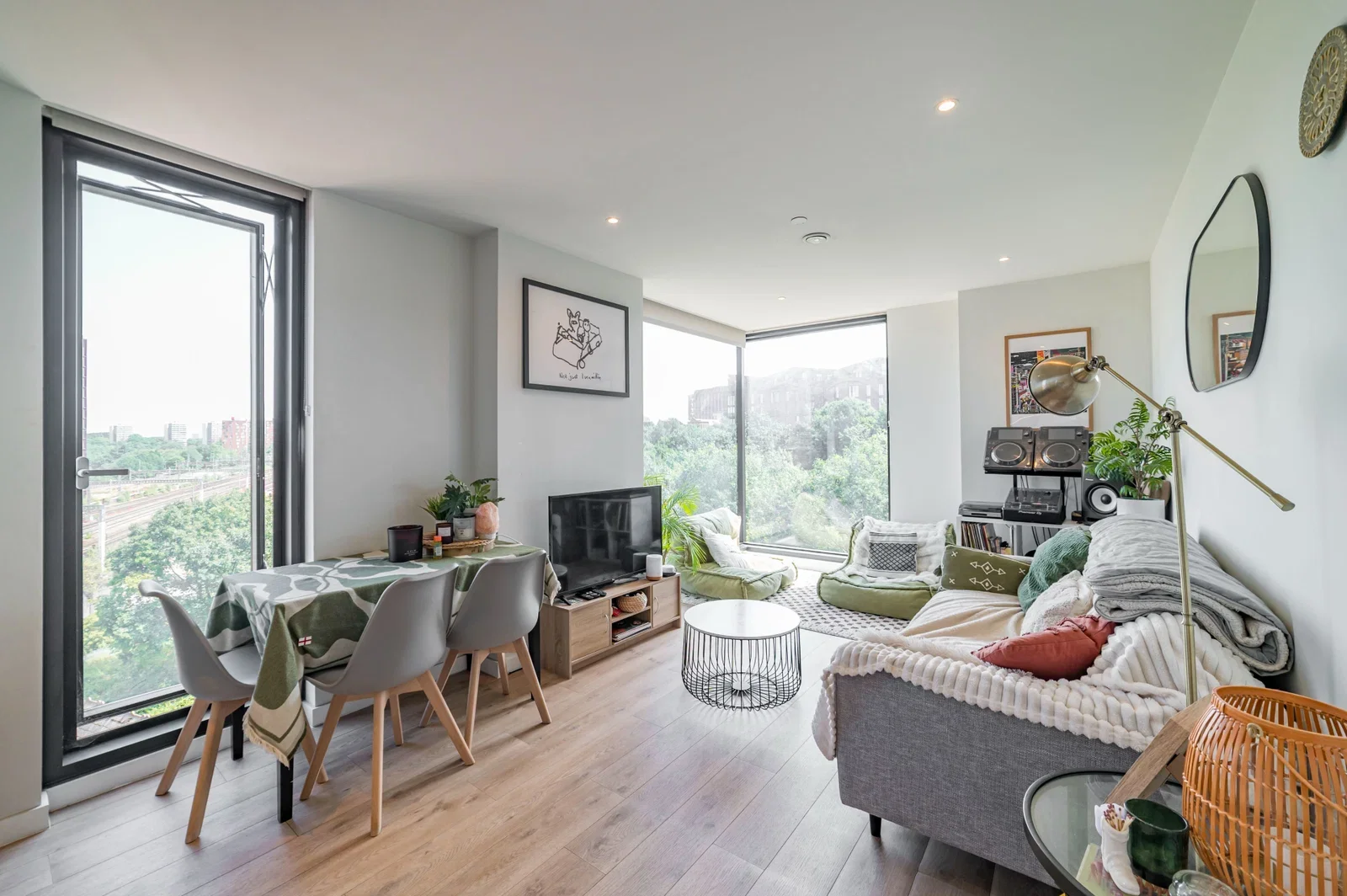 Flat Aspin Lane in Manchester