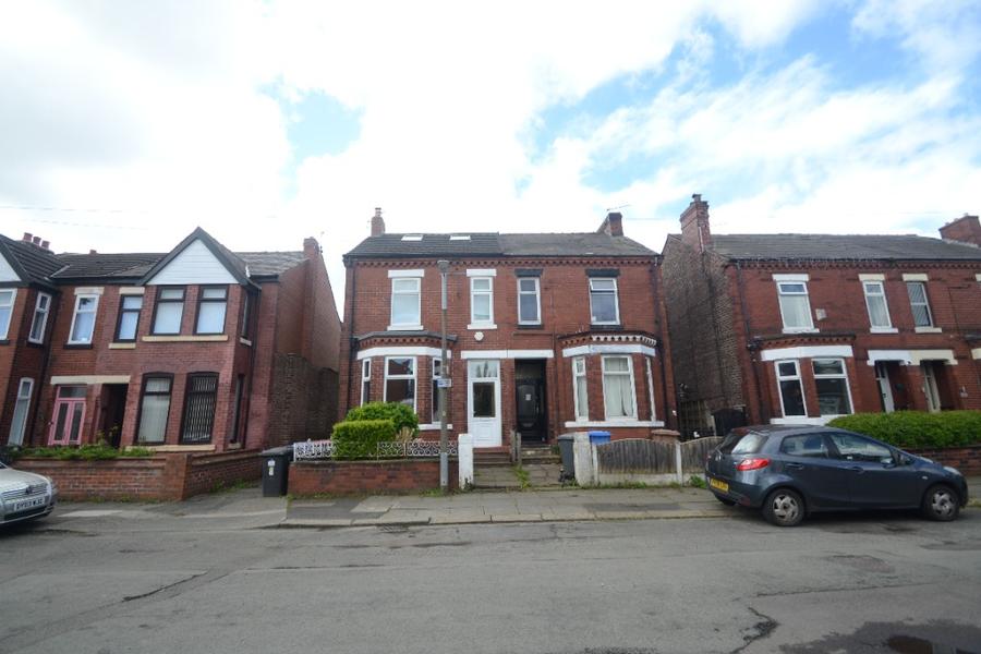 House Osborne Road in Salford