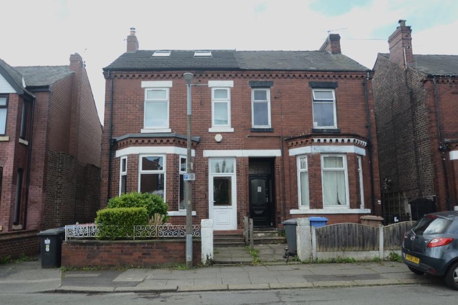 House Osborne Road in Salford