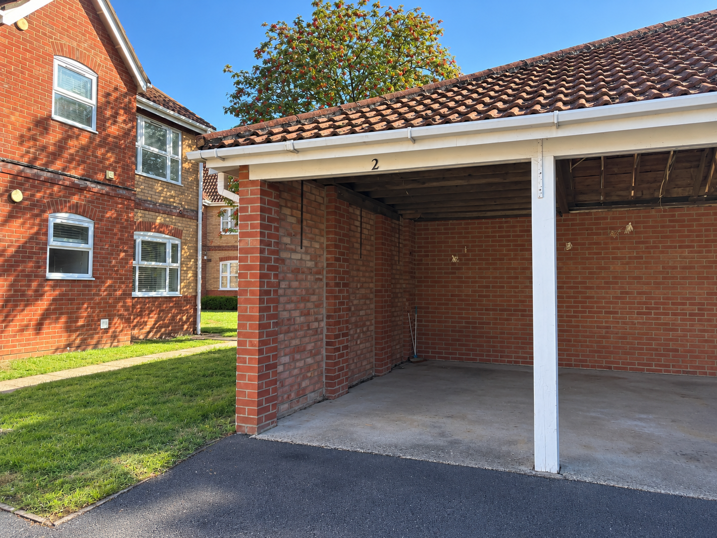 Flat Camargue Drive in Fenland District