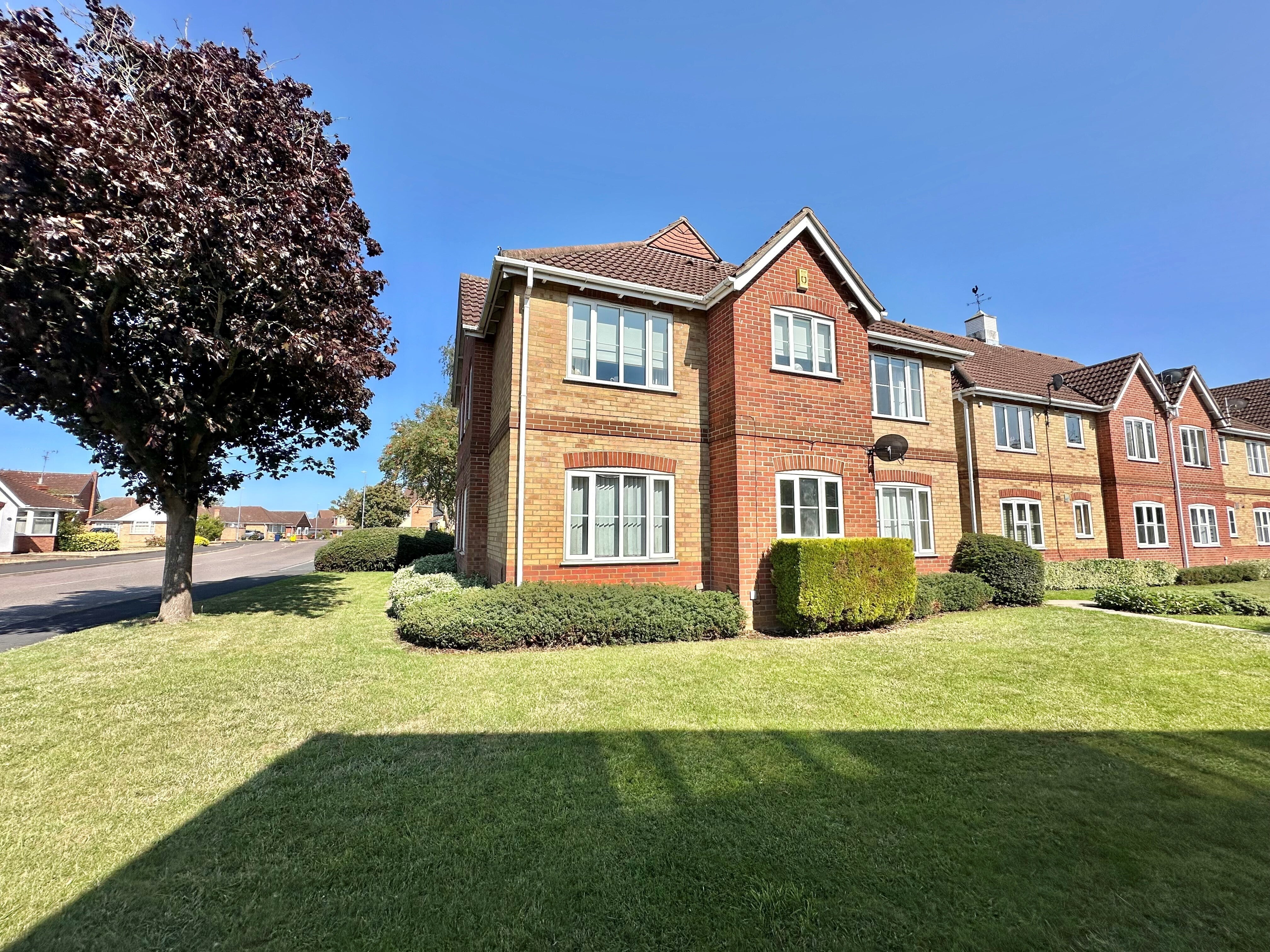 Flat Camargue Drive in Fenland District