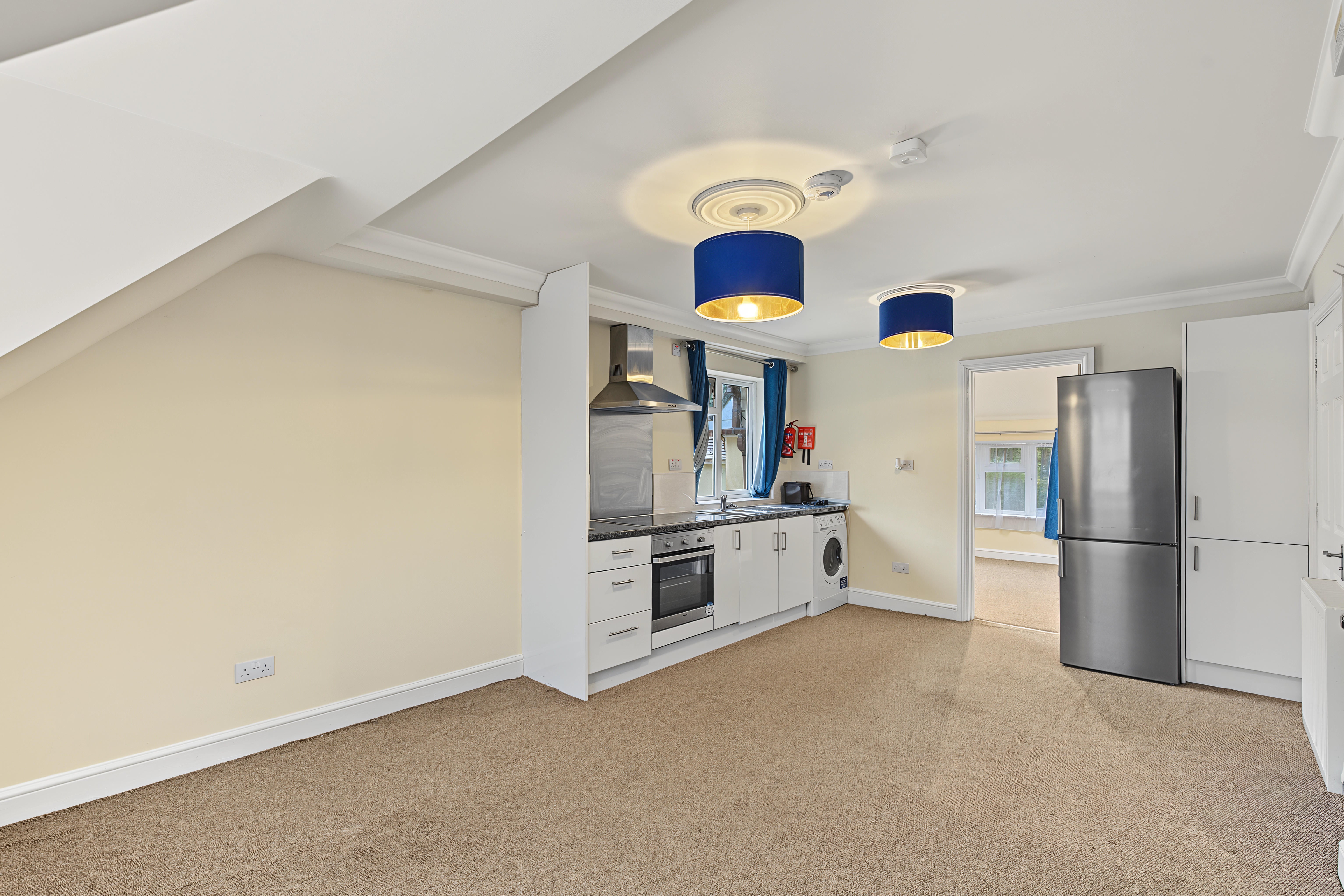 Flat Bassett Heath Avenue in Southampton
