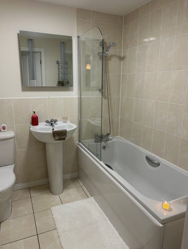 Room Marle Close in Cardiff