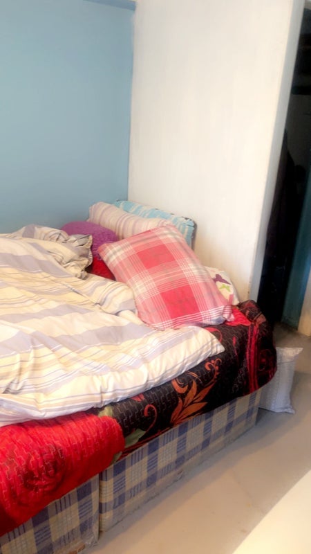 Room St Mary's Crescent in Basildon