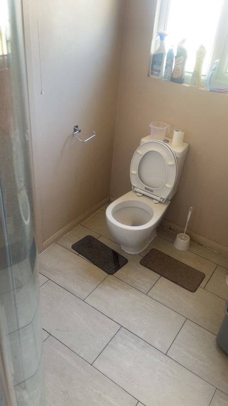 Room St Mary's Crescent in Basildon
